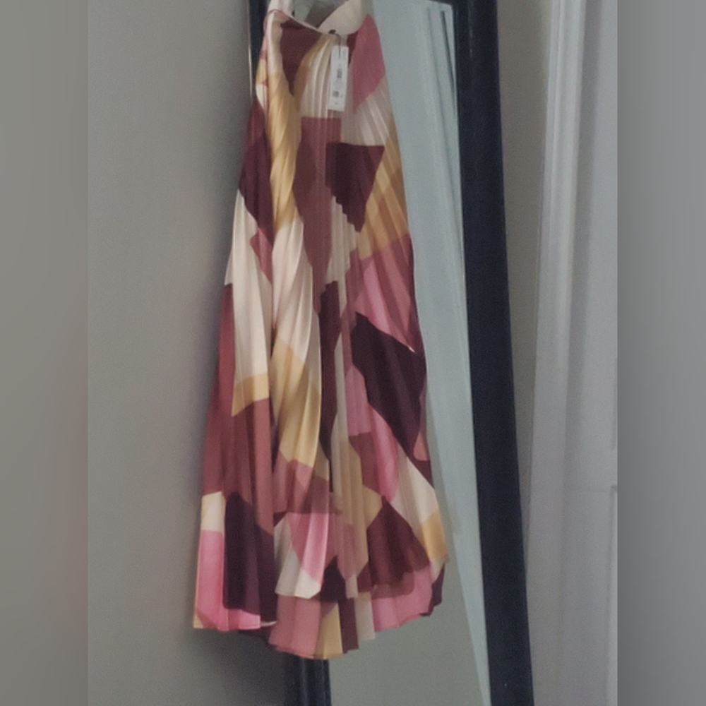 Laura pleated maxi skirt